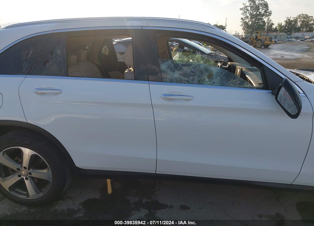 2016 MERCEDES-BENZ GLC 300 VIN: WDC0G4JBXGF012077