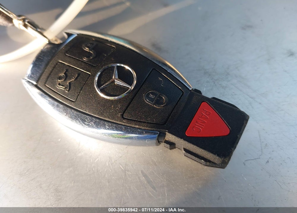 2016 MERCEDES-BENZ GLC 300 VIN: WDC0G4JBXGF012077