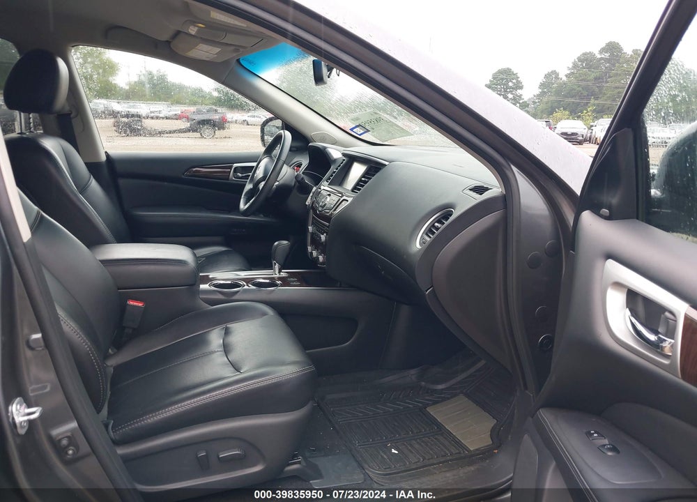 2015 NISSAN PATHFINDER SL VIN: 5N1AR2MN4FC710128