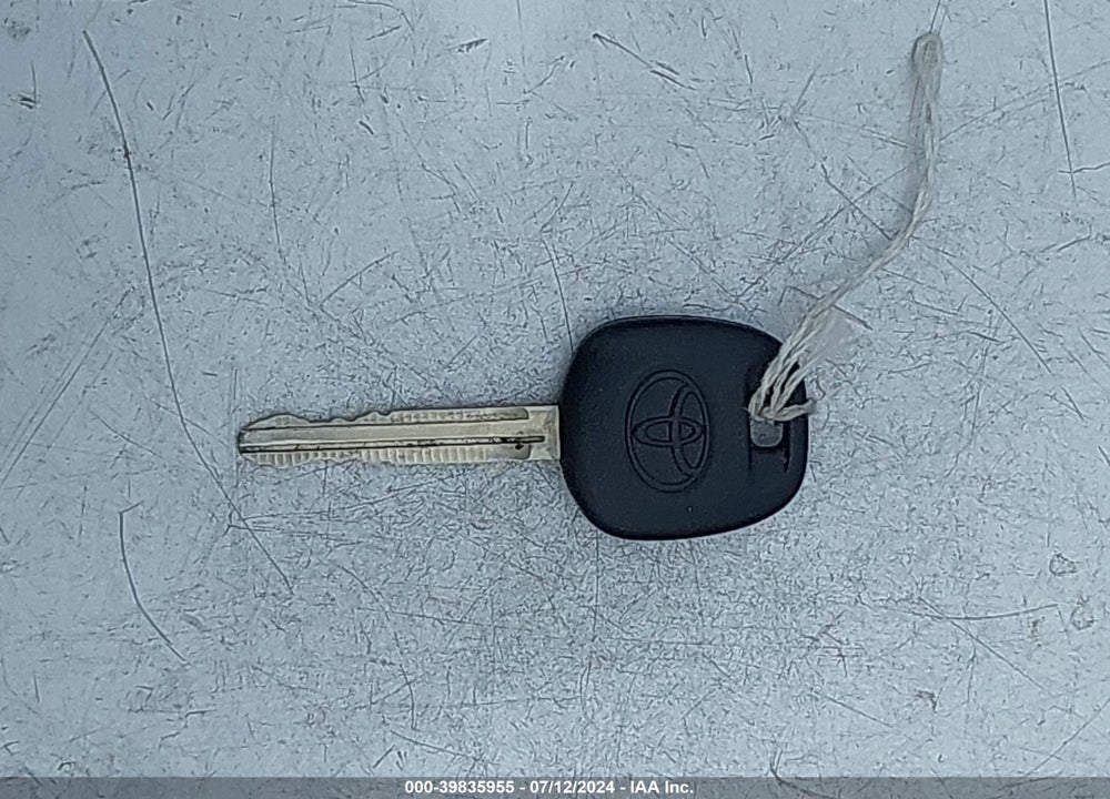 2013 TOYOTA SIENNA LE V6 8 PASSENGER VIN: 5TDKK3DC9DS332014