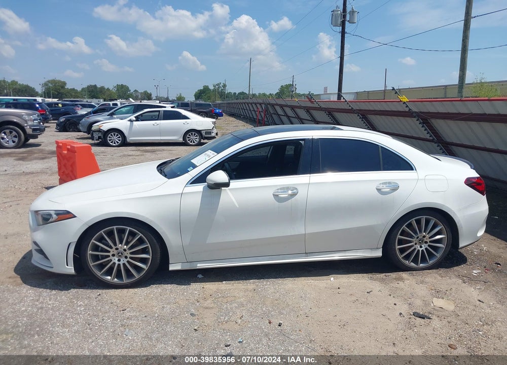 2019 MERCEDES-BENZ A 220 VIN: WDD3G4EB1KW012819