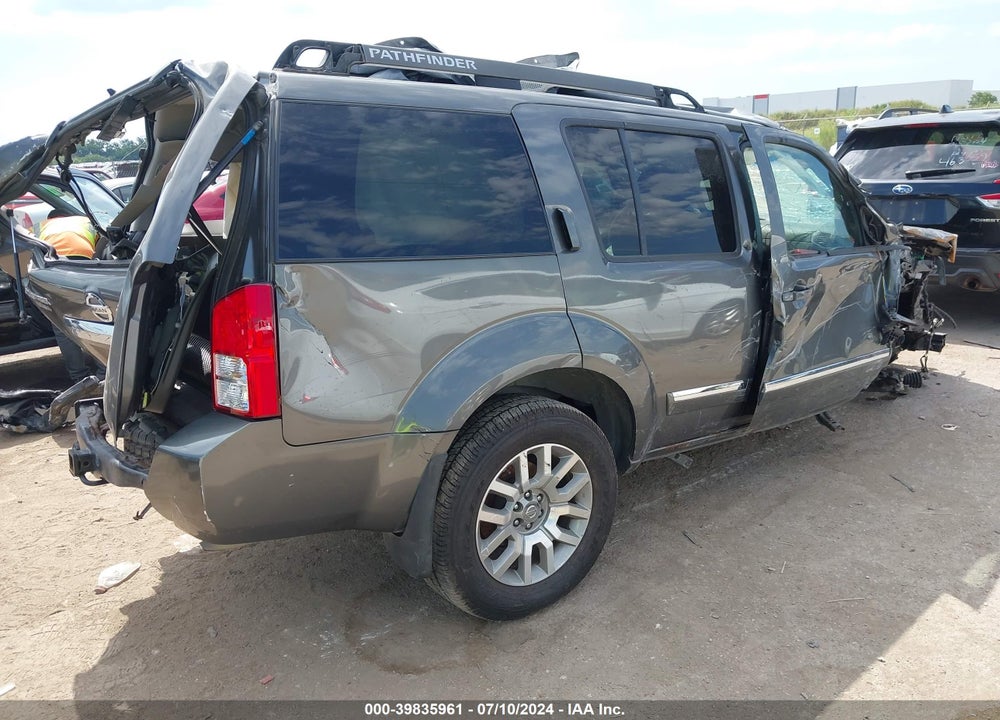 2008 NISSAN PATHFINDER LE V8 VIN: 5N1BR18B28C619120