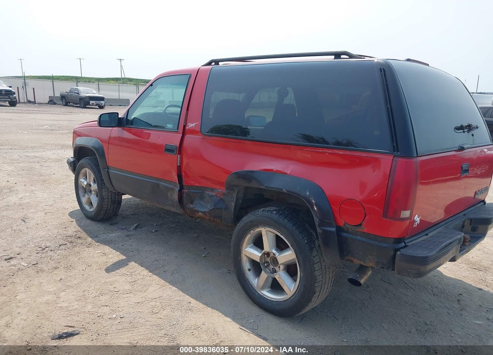 1996 CHEVROLET TAHOE K1500 VIN: 3GNEK18R2TG106207