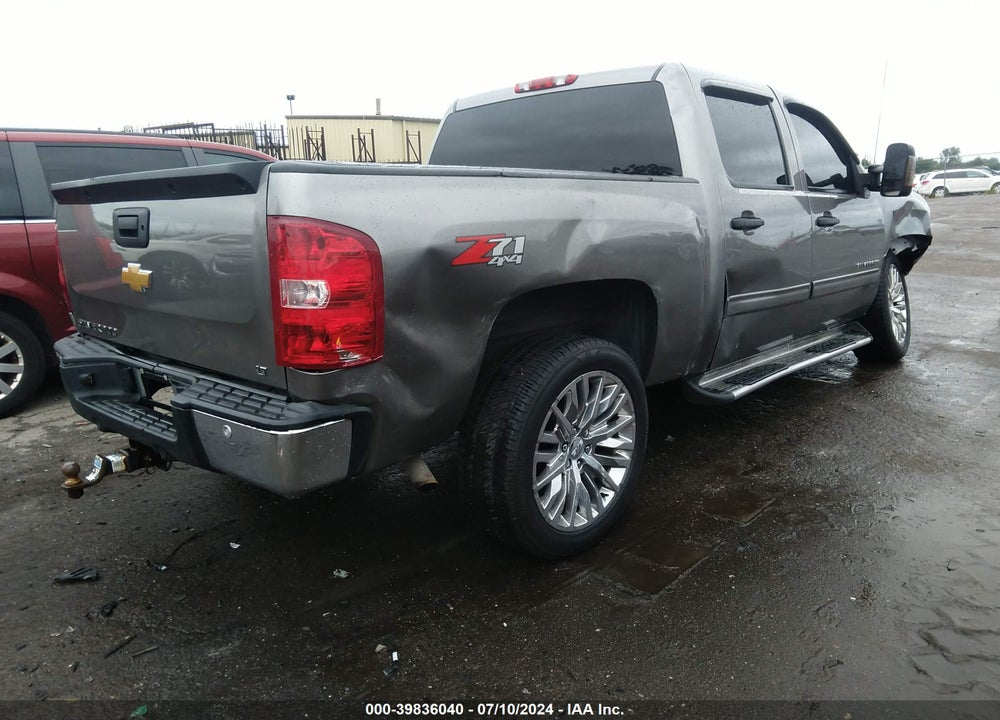 2013 CHEVROLET SILVERADO 1500 LT VIN: 3GCPKSE71DG287554