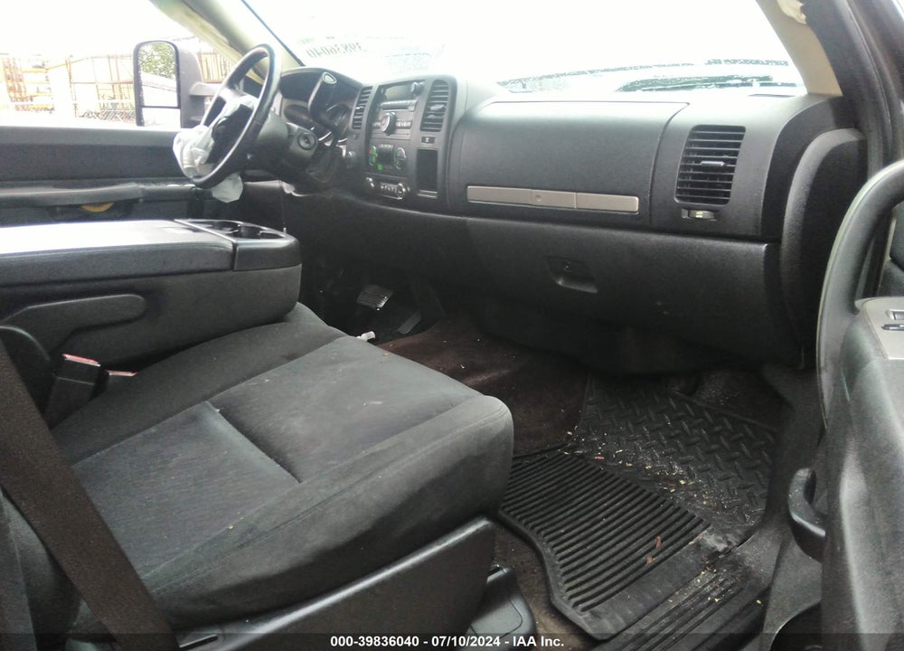 2013 CHEVROLET SILVERADO 1500 LT VIN: 3GCPKSE71DG287554