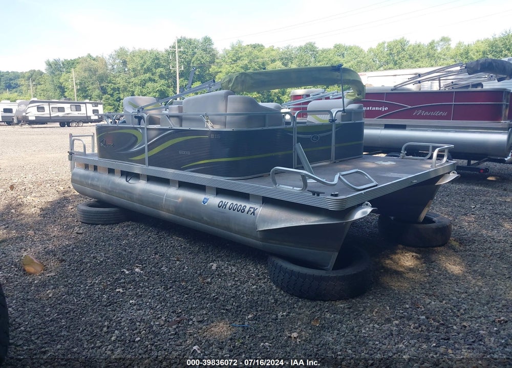 2019 APEX MARINE QWEST VIN: APX27249A919