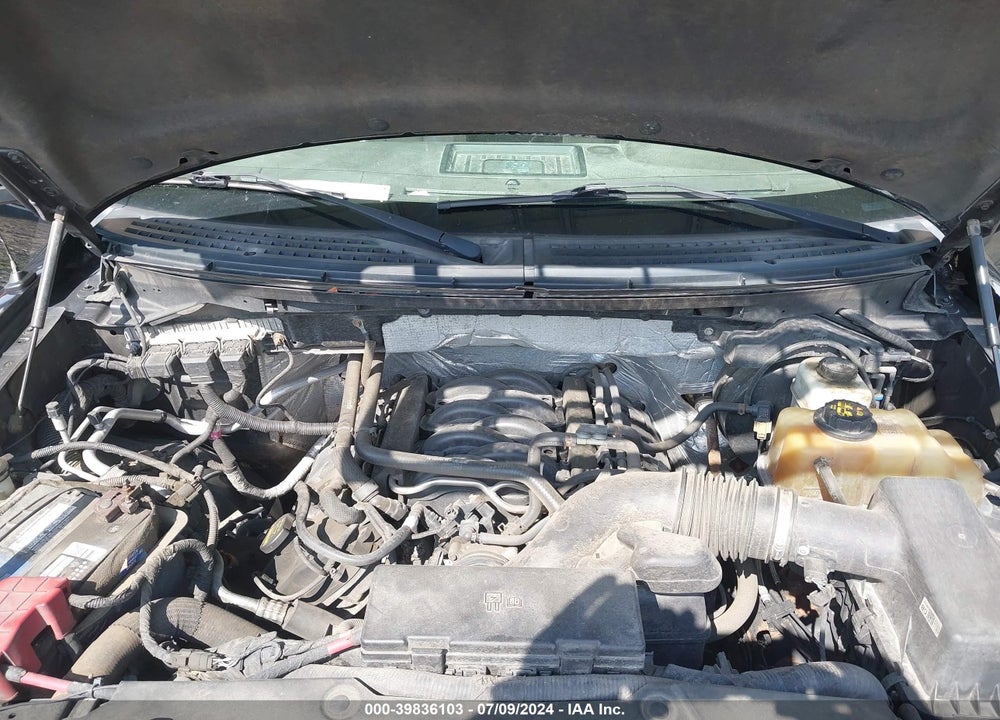 2013 FORD F-150 LARIAT VIN: 1FTFW1EF8DKF82631