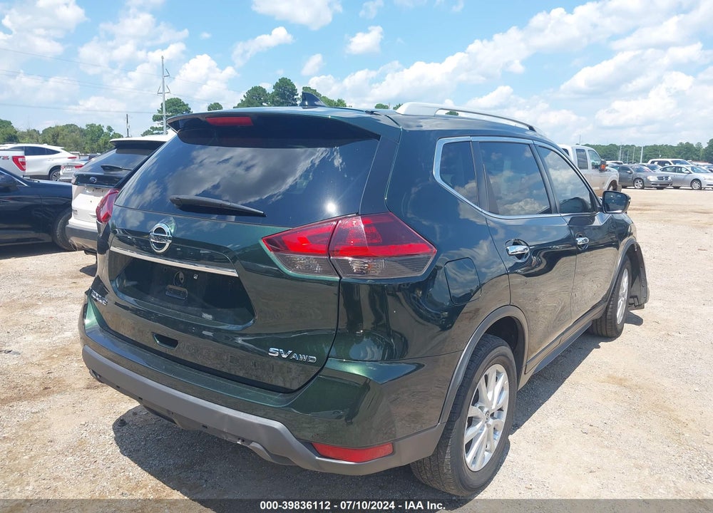 2018 NISSAN ROGUE SV VIN: 5N1AT2MV8JC720008