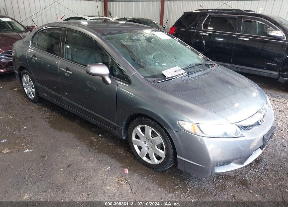 2010 HONDA CIVIC LX VIN: 19XFA1F55AE015571
