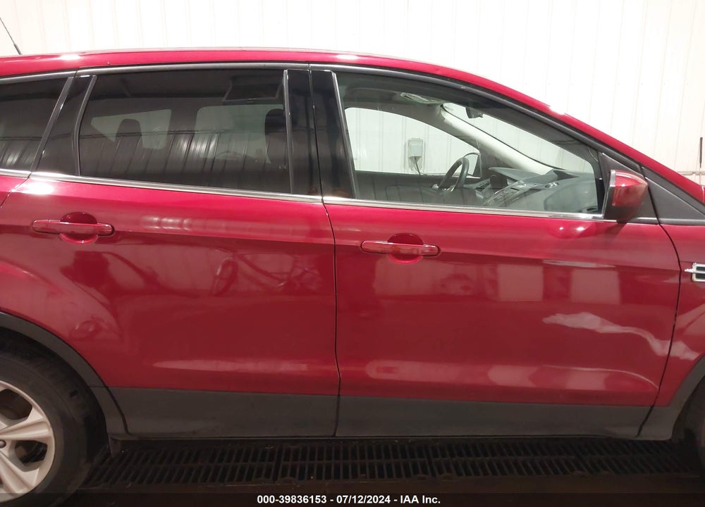 2016 FORD ESCAPE SE VIN: 1FMCU9G98GUA77207