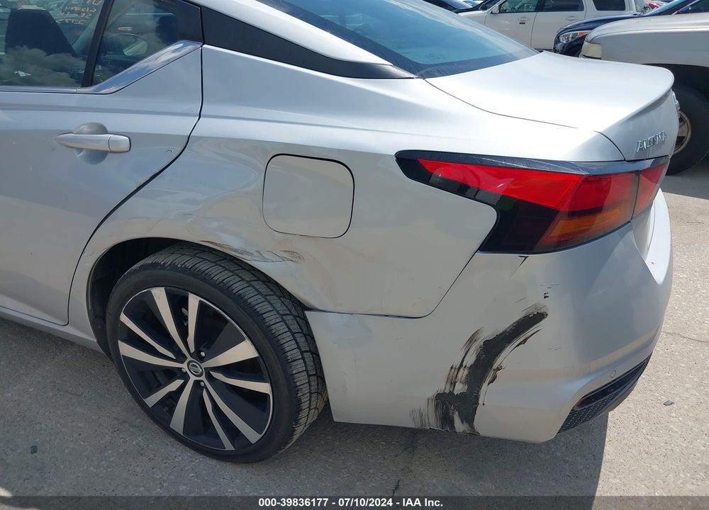 2022 NISSAN ALTIMA SR FWD VIN: 1N4BL4CV6NN352773