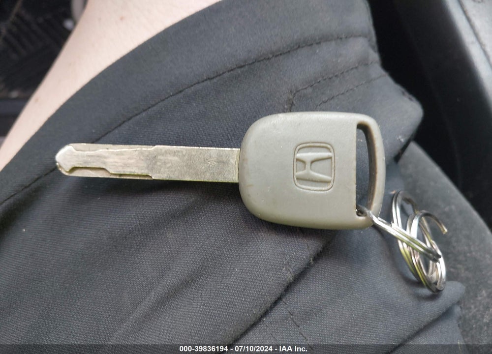 2003 HONDA ACCORD 2.4 LX VIN: 1HGCM56373A043976