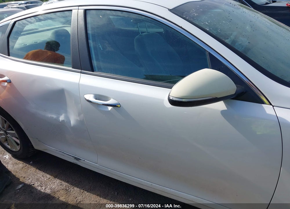 2016 KIA OPTIMA LX VIN: KNAGT4L3XG5088357