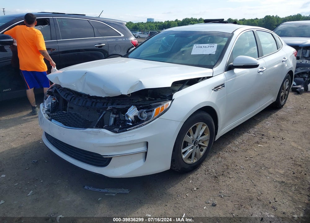 2016 KIA OPTIMA LX VIN: KNAGT4L3XG5088357