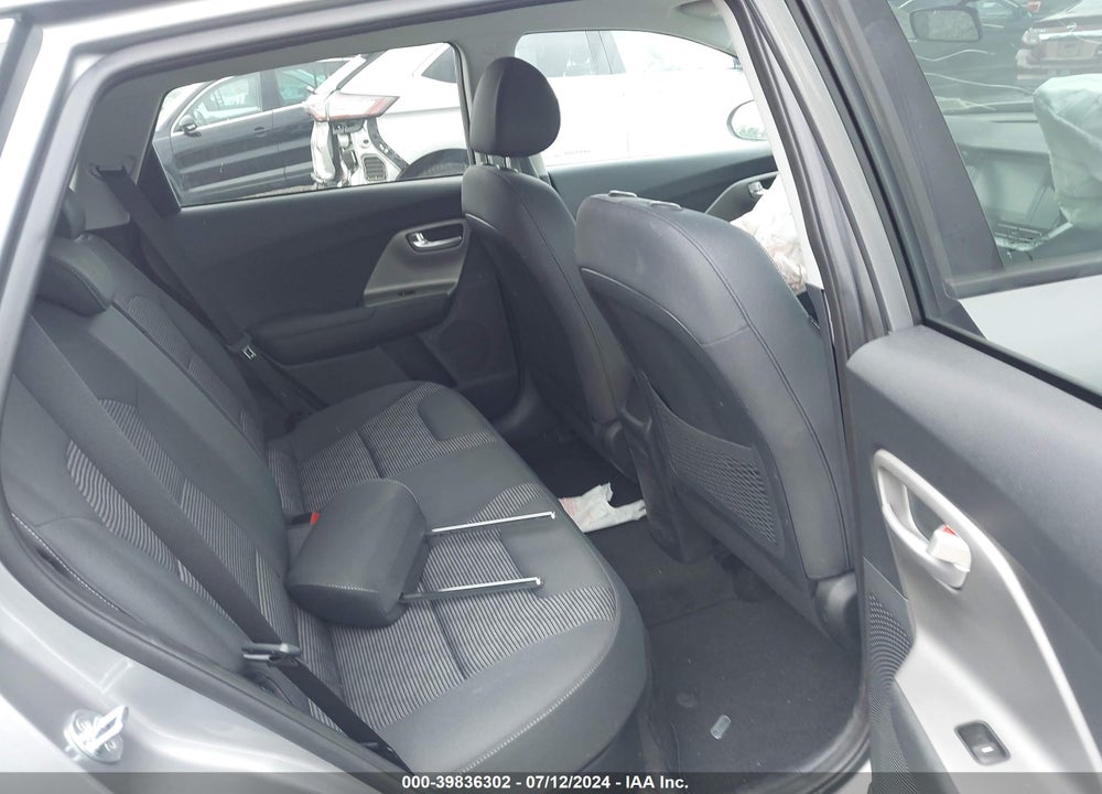 2022 KIA NIRO LX VIN: KNDCB3LC6N5537769