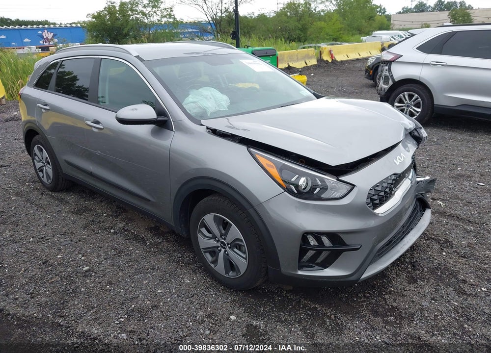 2022 KIA NIRO LX VIN: KNDCB3LC6N5537769