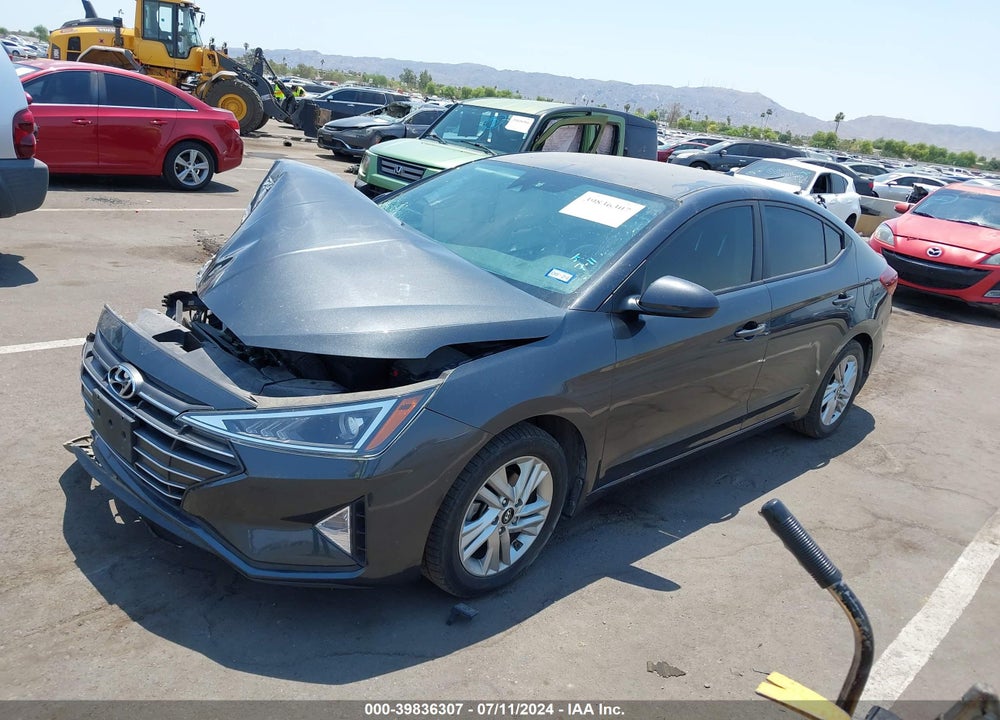 2020 HYUNDAI ELANTRA SEL VIN: 5NPD84LF7LH594708