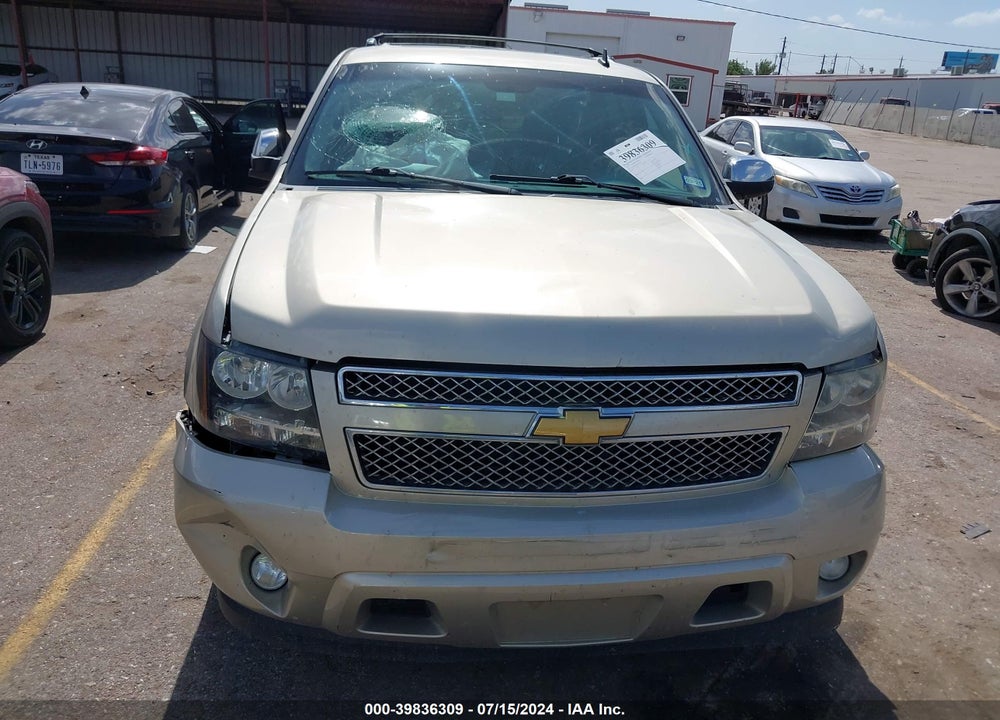 2013 CHEVROLET SUBURBAN 1500 LTZ VIN: 1GNSCKE09DR362762