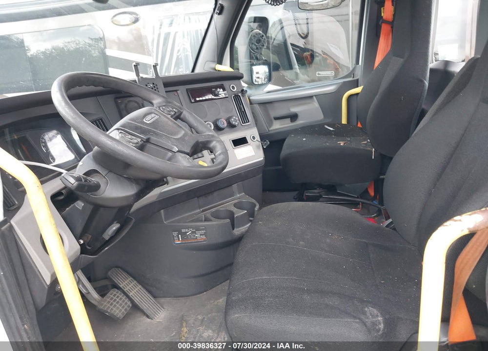 2019 FREIGHTLINER NEW CASCADIA 116 VIN: 3AKBHSDV4KSKE9852
