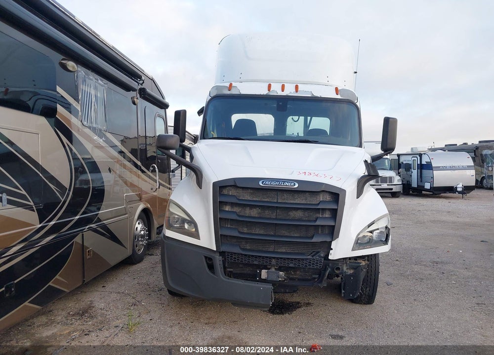2019 FREIGHTLINER NEW CASCADIA 116 VIN: 3AKBHSDV4KSKE9852