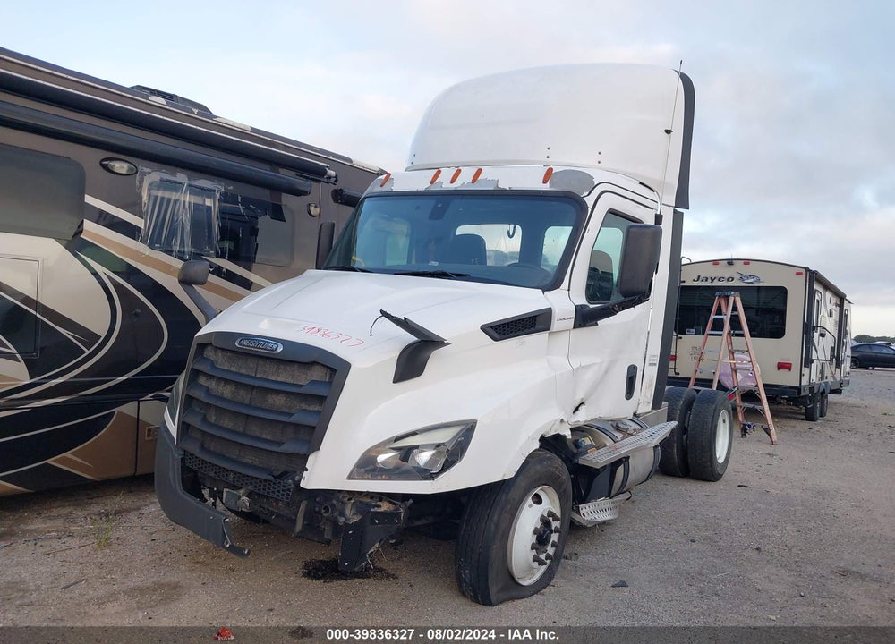 2019 FREIGHTLINER NEW CASCADIA 116 VIN: 3AKBHSDV4KSKE9852