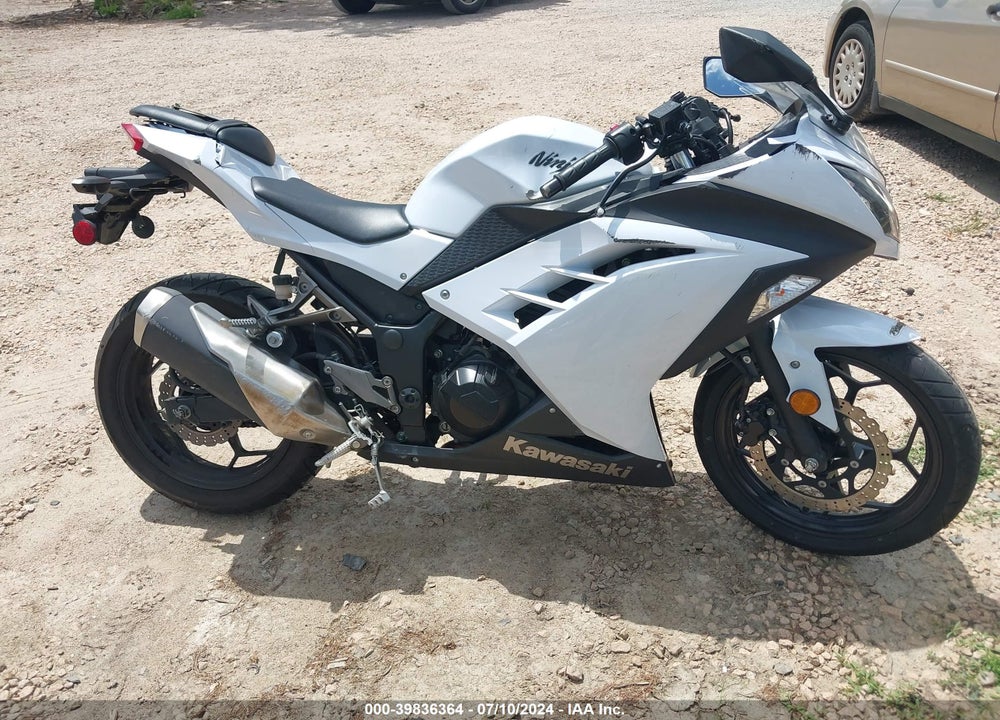 2013 KAWASAKI EX300 A VIN: JKAEX8A17DDA01228