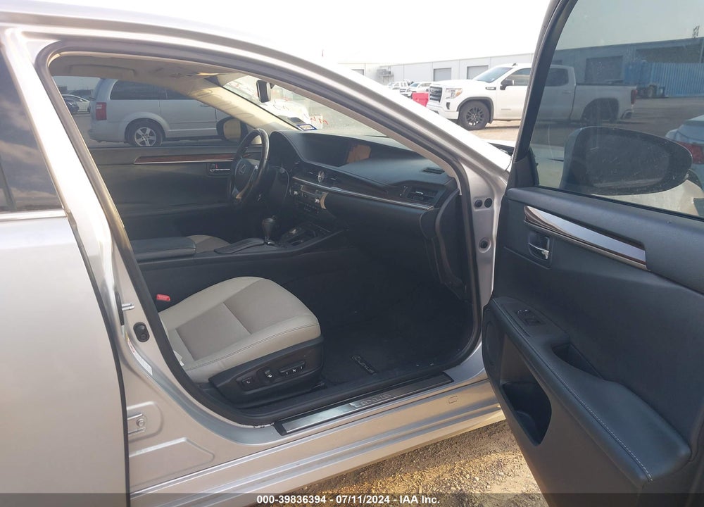 2015 LEXUS ES 350 VIN: JTHBK1GG7F2202907