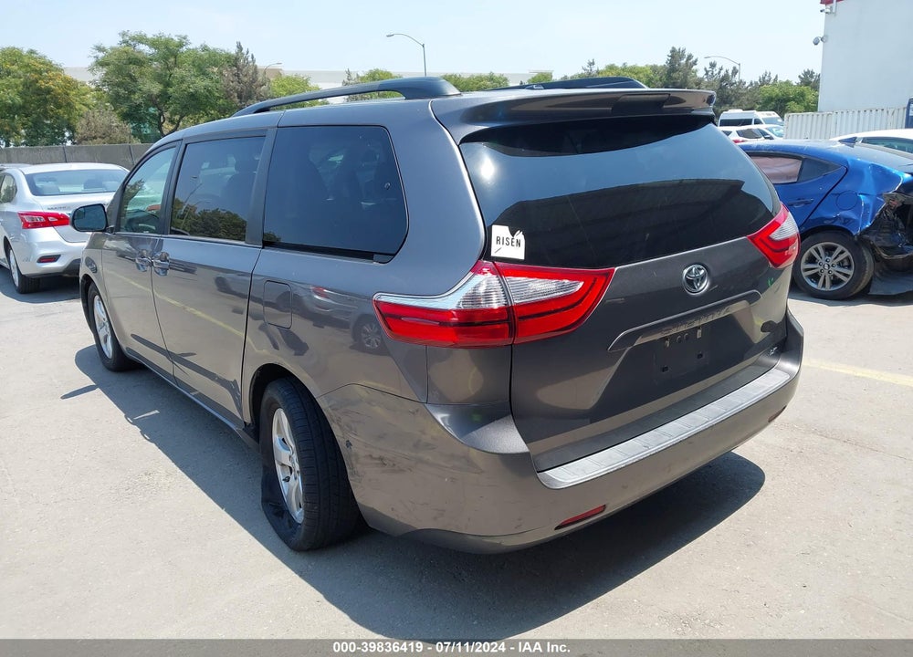 2016 TOYOTA SIENNA LE 8 PASSENGER VIN: 5TDKK3DC9GS724849