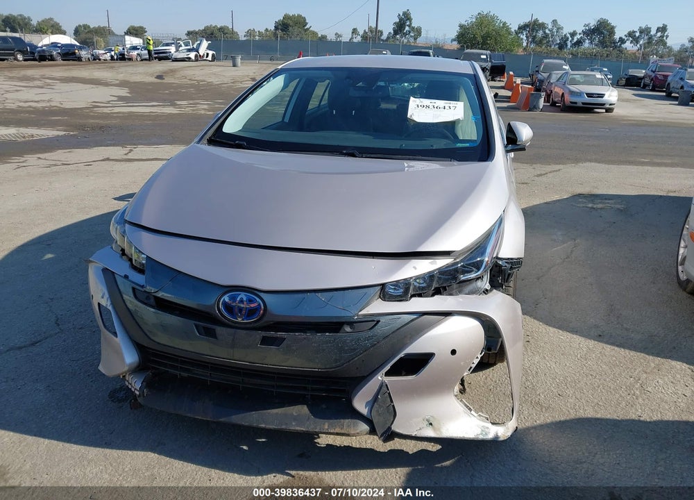 2020 TOYOTA PRIUS PRIME LIMITED VIN: JTDKARFP8L3135180