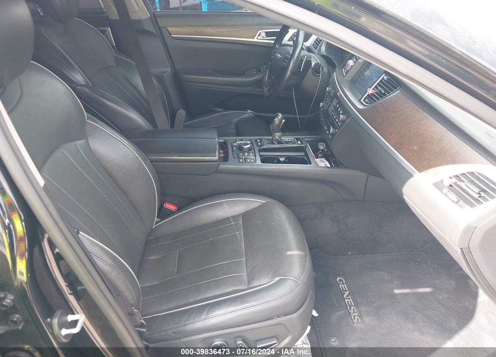 2016 HYUNDAI GENESIS 3.8 VIN: KMHGN4JE6GU132289