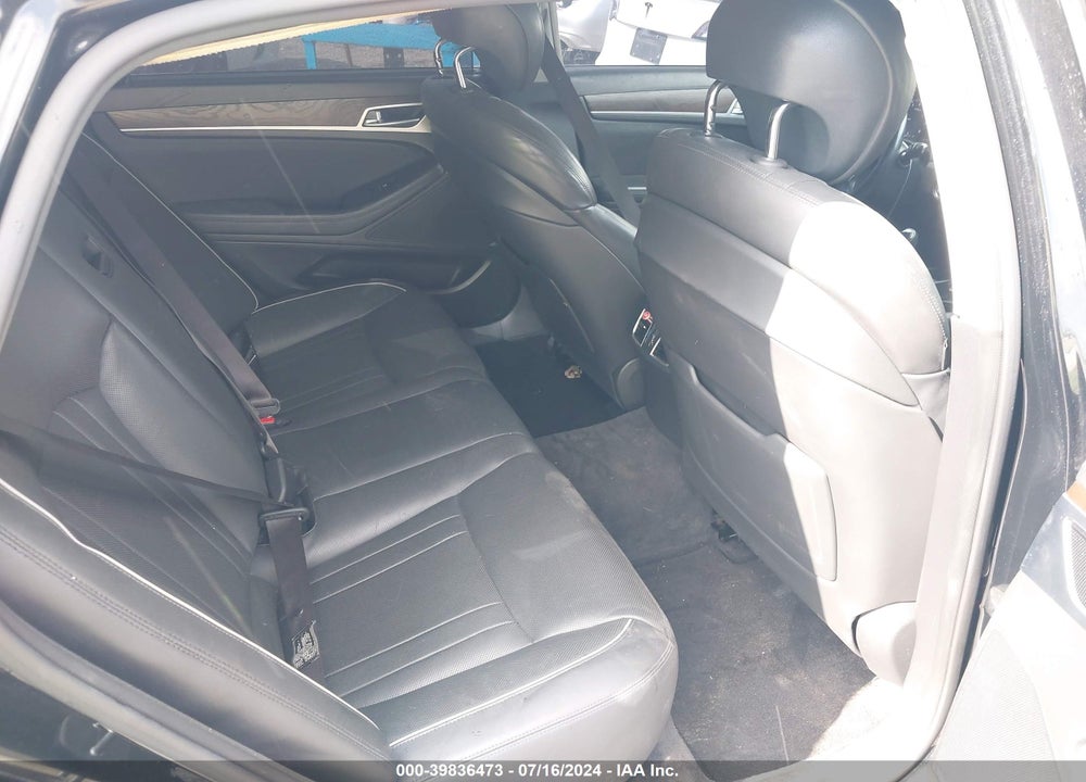 2016 HYUNDAI GENESIS 3.8 VIN: KMHGN4JE6GU132289