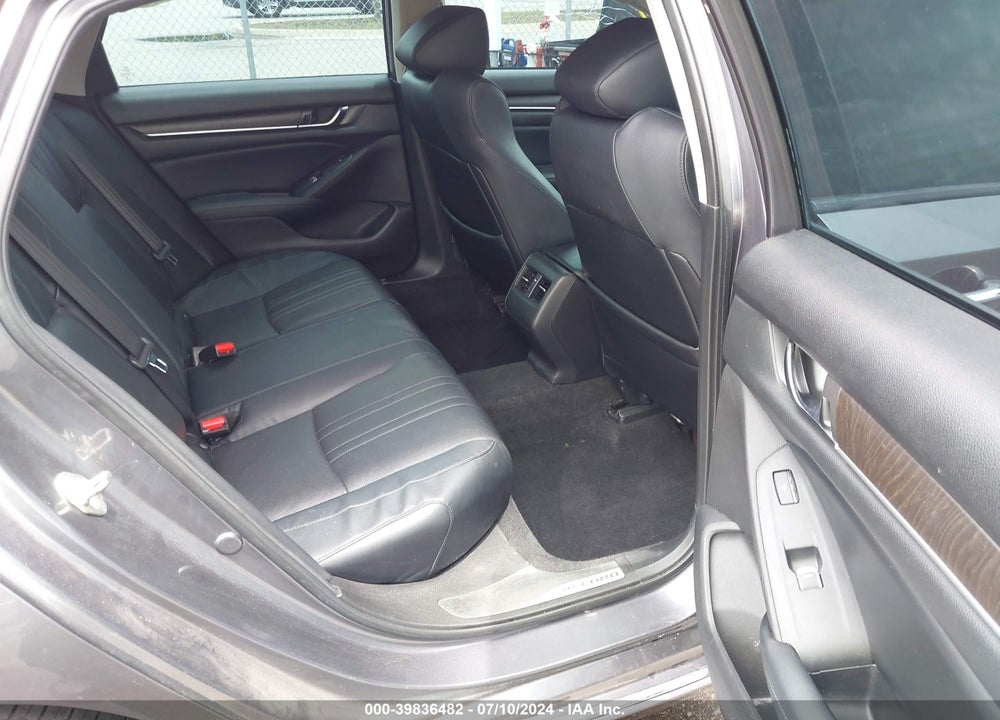 2018 HONDA ACCORD TOURING VIN: 1HGCV1F92JA114430