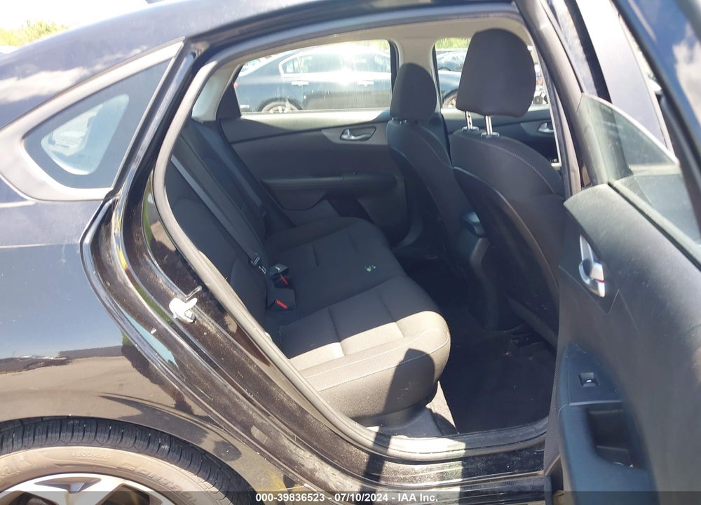2021 KIA FORTE LXS VIN: 3KPF24AD7ME369271