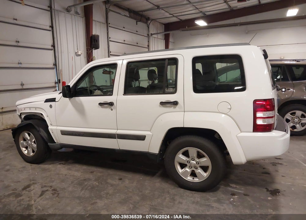 2011 JEEP LIBERTY SPORT VIN: 1J4PN2GK8BW573256