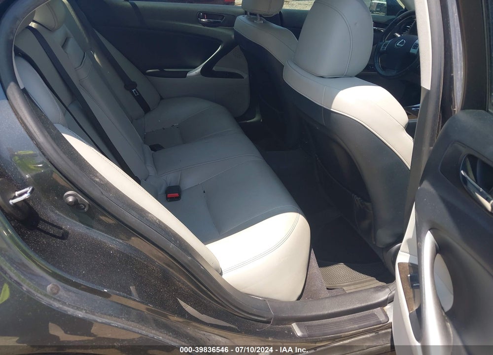 2011 LEXUS IS 250 VIN: JTHBF5C24B5156001