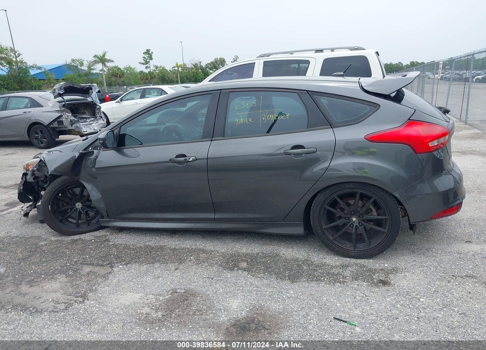 2016 FORD FOCUS ST VIN: 1FADP3L91GL250290