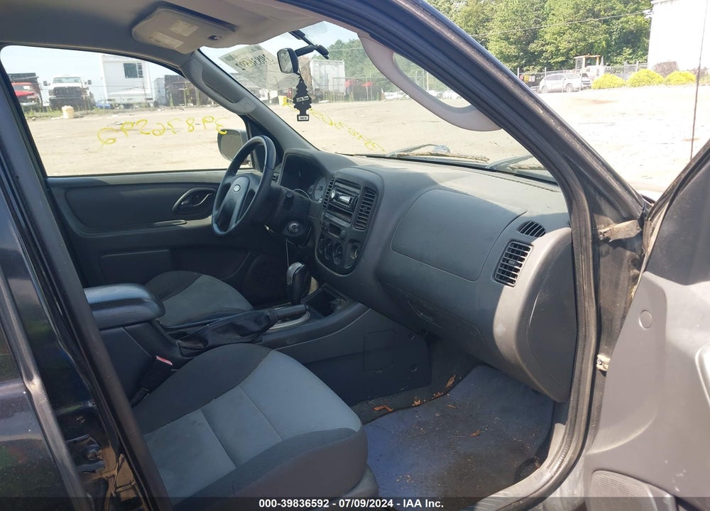 2006 FORD ESCAPE XLS/XLS MANUAL VIN: 1FMYU02Z56KB18606