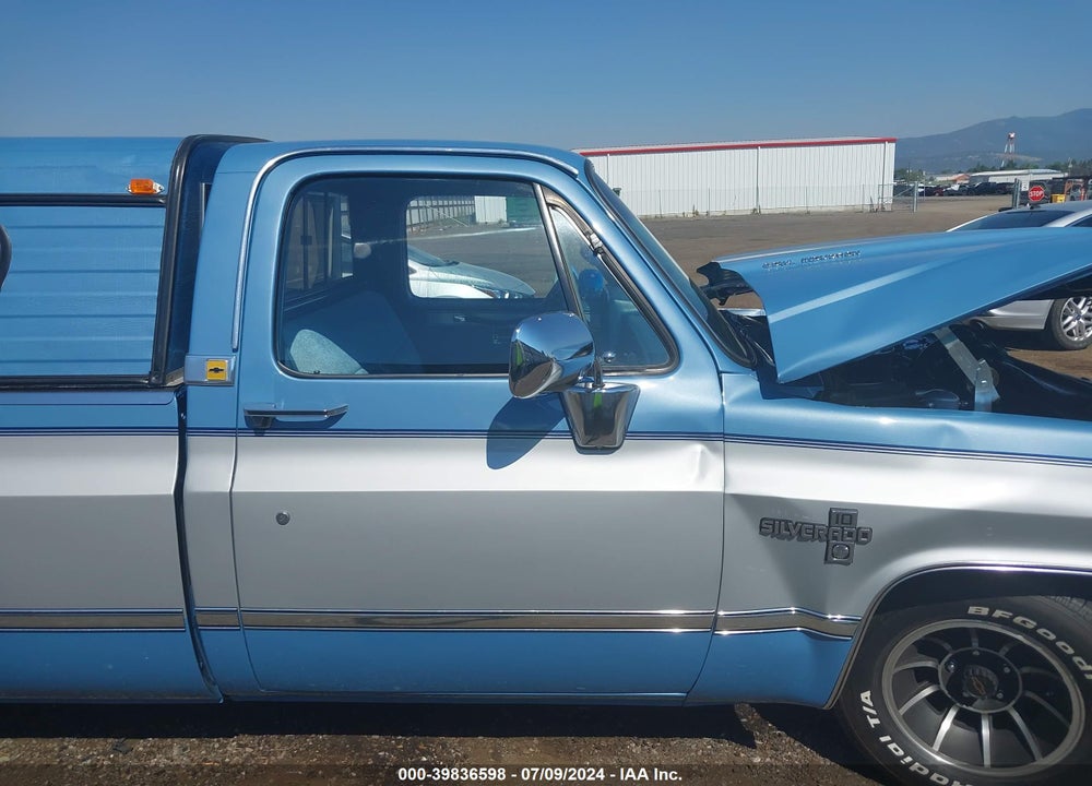 1984 CHEVROLET C10 VIN: 1GCDC14H9EJ172026