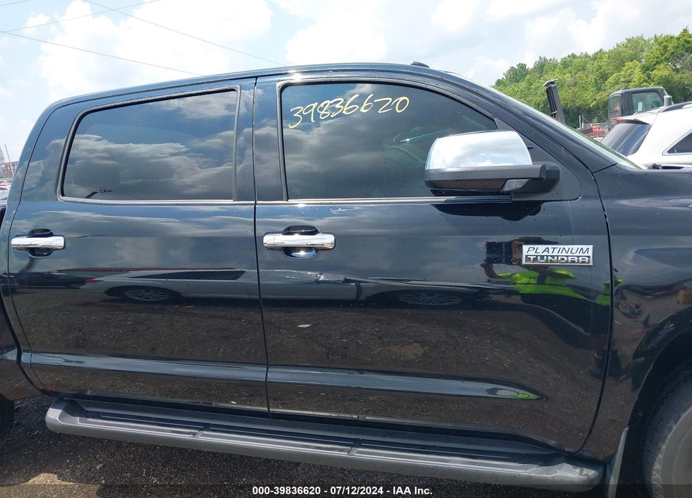 2016 TOYOTA TUNDRA PLATINUM 5.7L V8 VIN: 5TFAW5F17GX511108