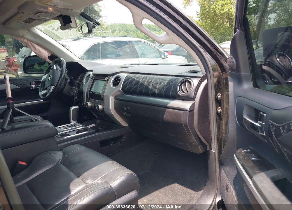 2016 TOYOTA TUNDRA PLATINUM 5.7L V8 VIN: 5TFAW5F17GX511108