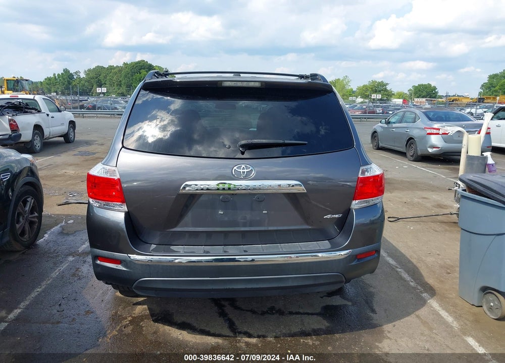 2013 TOYOTA HIGHLANDER LIMITED V6 VIN: 5TDDK3EH2DS217466