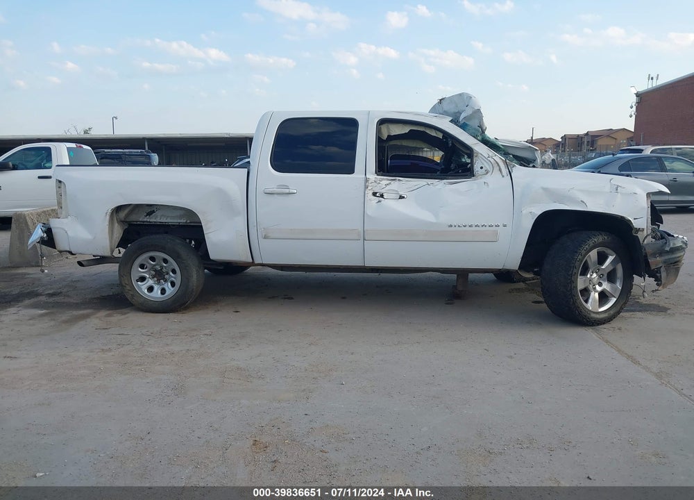 2008 CHEVROLET SILVERADO 1500 LT1 VIN: 3GCEC13J98G235043