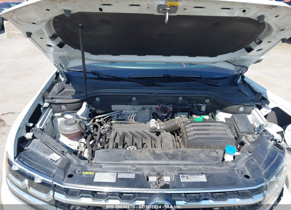 2019 VOLKSWAGEN ATLAS 3.6L V6 SE W/TECHNOLOGY R-LINE VIN: 1V2YR2CA2KC613598