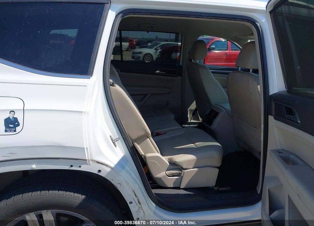 2019 VOLKSWAGEN ATLAS 3.6L V6 SE W/TECHNOLOGY R-LINE VIN: 1V2YR2CA2KC613598