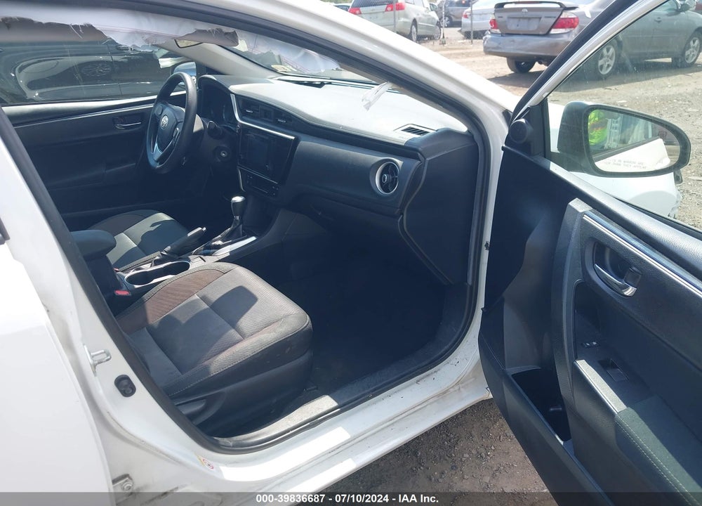 2019 TOYOTA COROLLA LE VIN: 2T1BURHEXKC141829