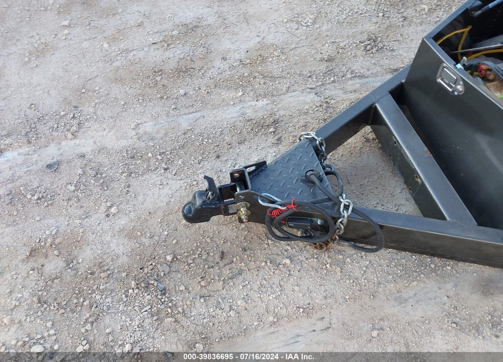 2021 MAXEY TRAILER VIN: 5R8BC2025MM083932