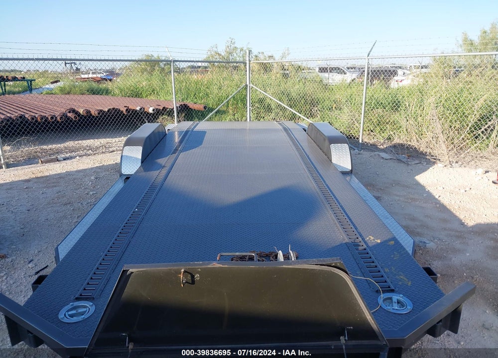 2021 MAXEY TRAILER VIN: 5R8BC2025MM083932