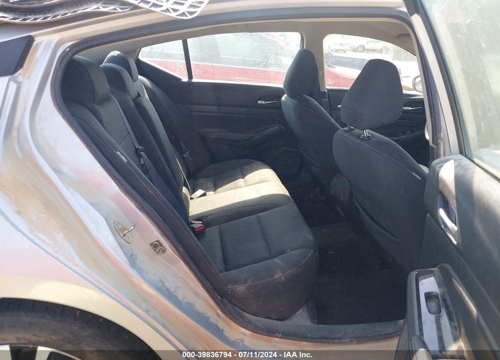 2021 NISSAN ALTIMA SV FWD VIN: 1N4BL4DV4MN362019