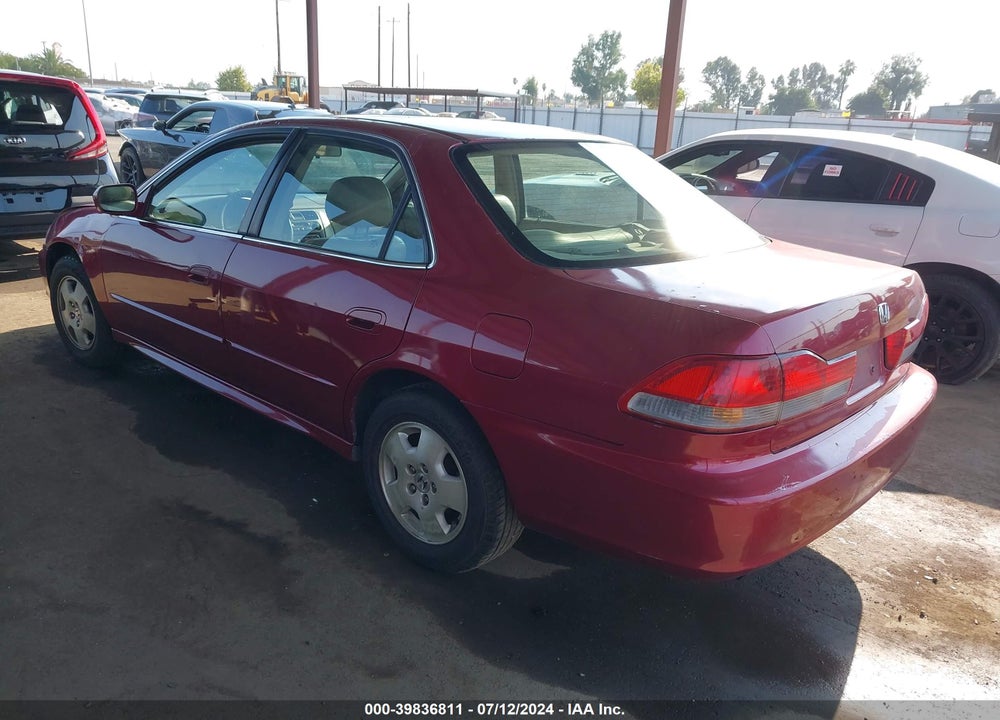 2001 HONDA ACCORD 3.0 EX VIN: 1HGCG165X1A071642