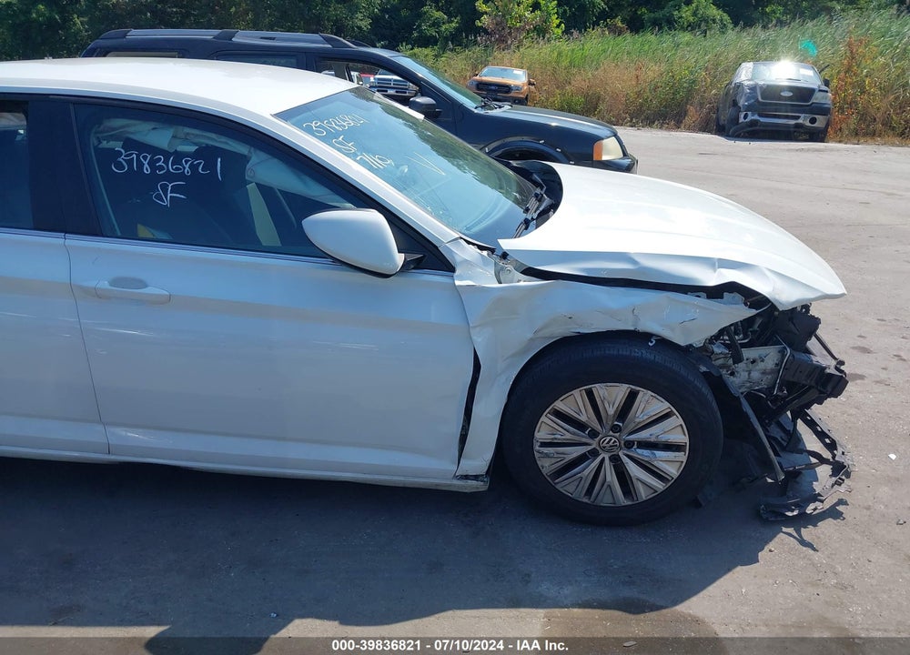 2019 VOLKSWAGEN JETTA 1.4T R-LINE/1.4T S/1.4T SE VIN: 3VWC57BU1KM230313
